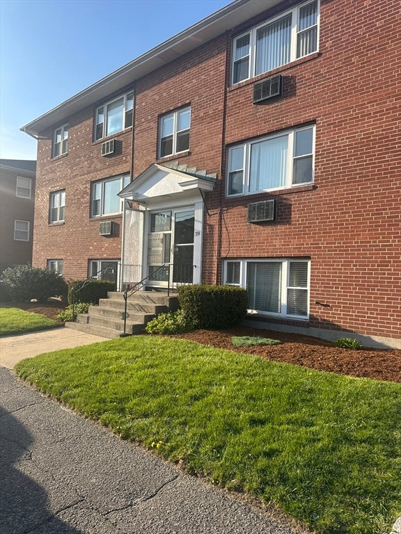 39 Carey Ave 7