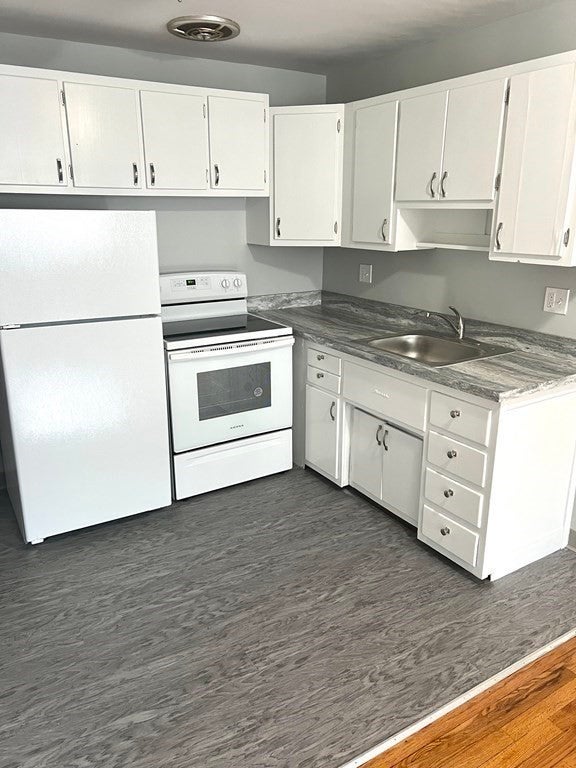 39 Carey Ave 7