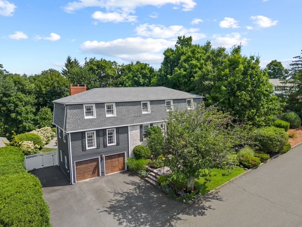 12 Cricklewood Drive