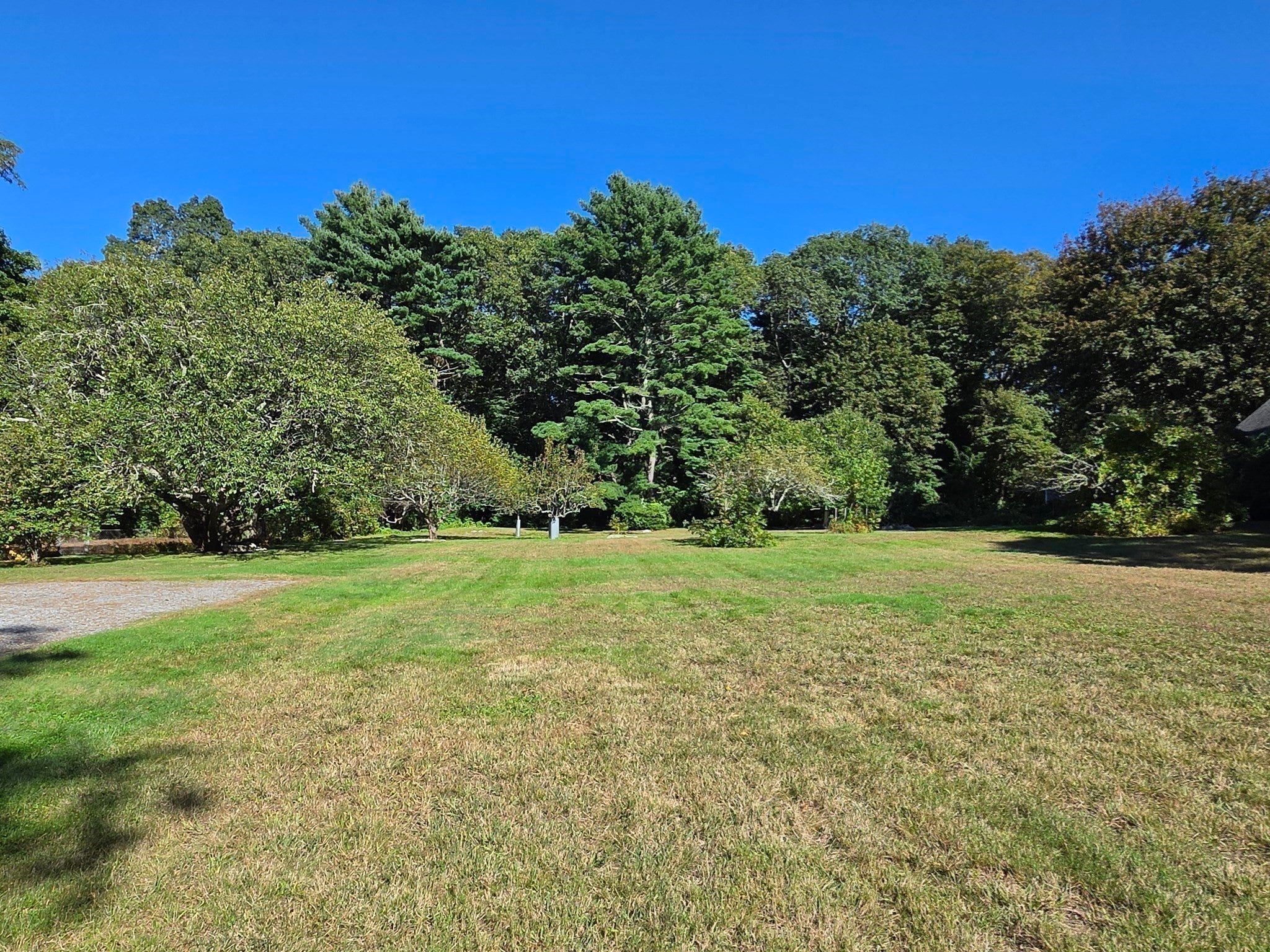 584 Slocum Rd, Dartmouth, MA Photo #29
