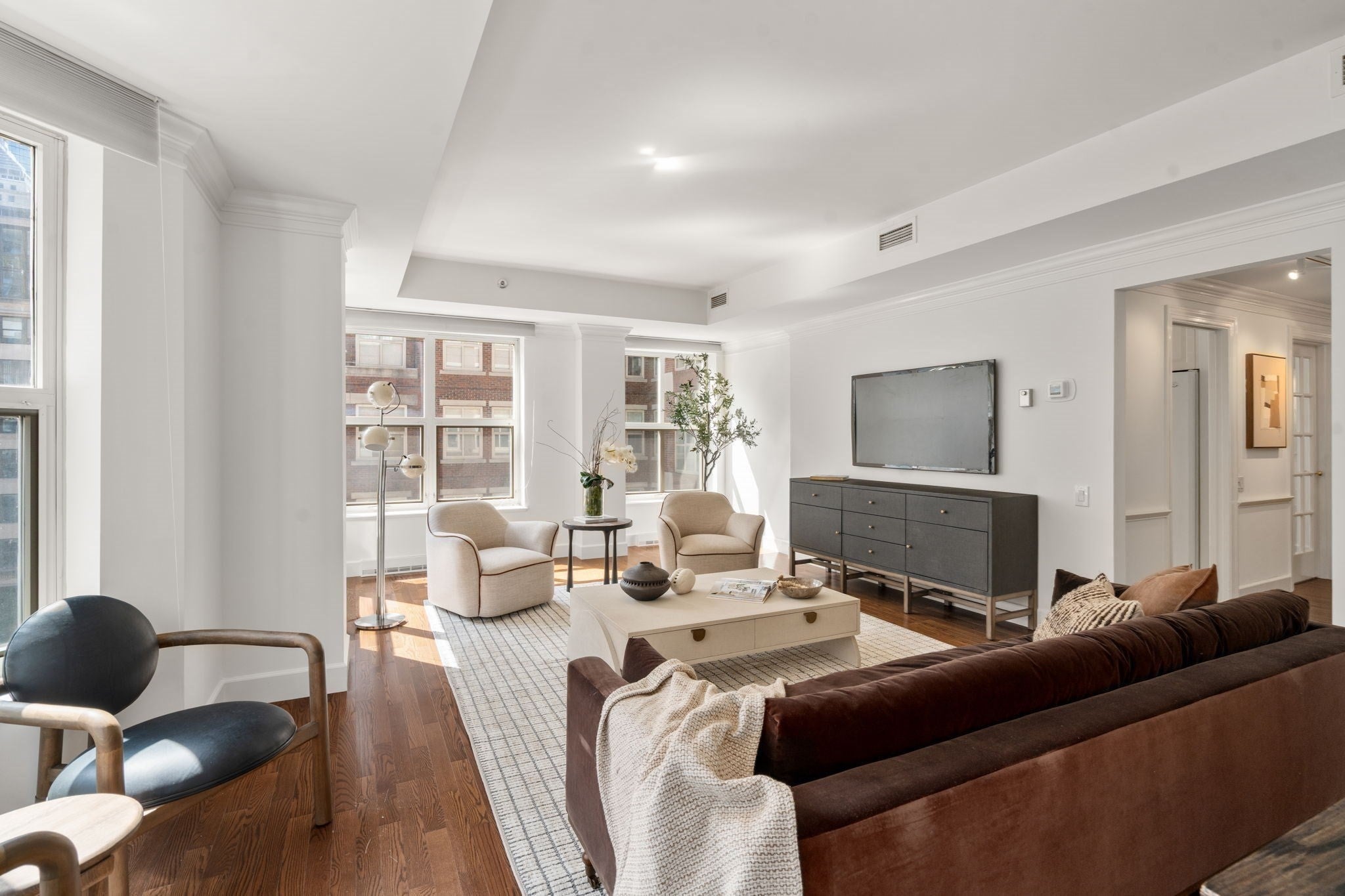 300 Boylston Street 711