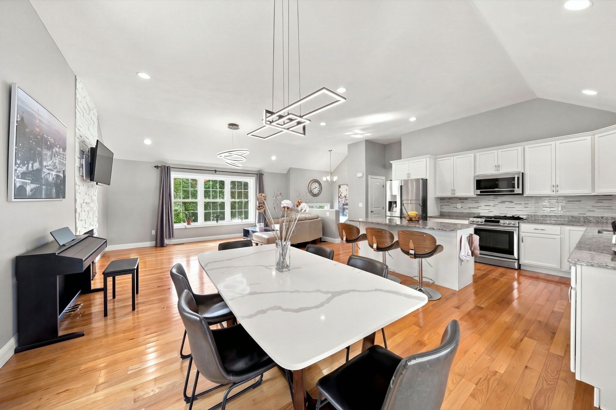 23 Grandview, Middleton, MA Photo #13