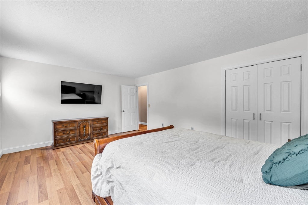 35 East Glen St, Westfield, MA, 35 East Glen St, Westfield, MA Photo #20