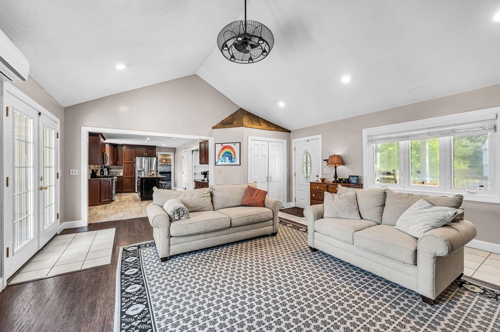 35 East Glen St, Westfield, MA, 35 East Glen St, Westfield, MA Photo #7
