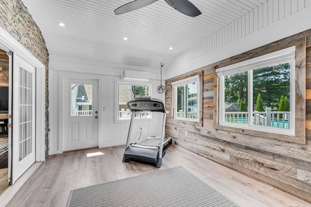 35 East Glen St, Westfield, MA, 35 East Glen St, Westfield, MA Photo #17