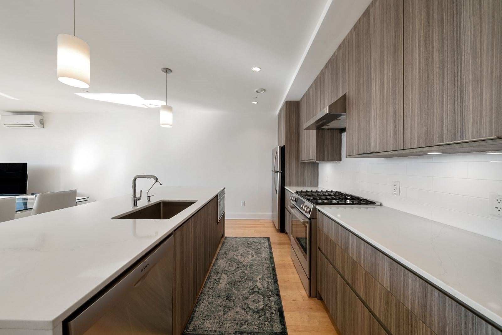 240 Salem St #3B, Medford, MA Photo #16