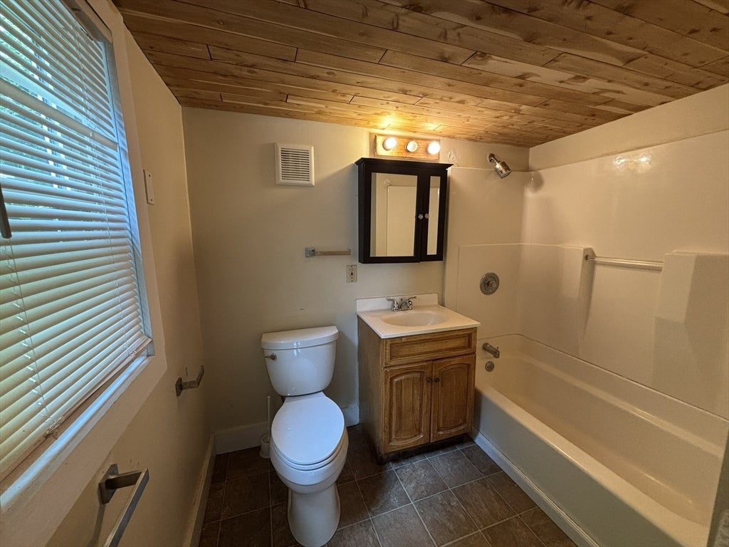 69 Meadow St, Amherst, MA, 69 Meadow St, Amherst, MA Photo #10