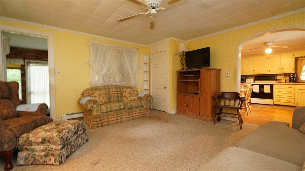 351 Towne St, North Attleboro, MA, 351 Towne St, North Attleboro, MA Photo #11