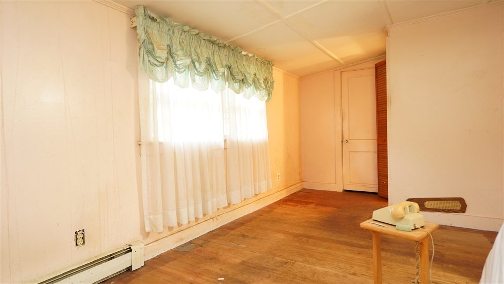 351 Towne St, North Attleboro, MA, 351 Towne St, North Attleboro, MA Photo #17