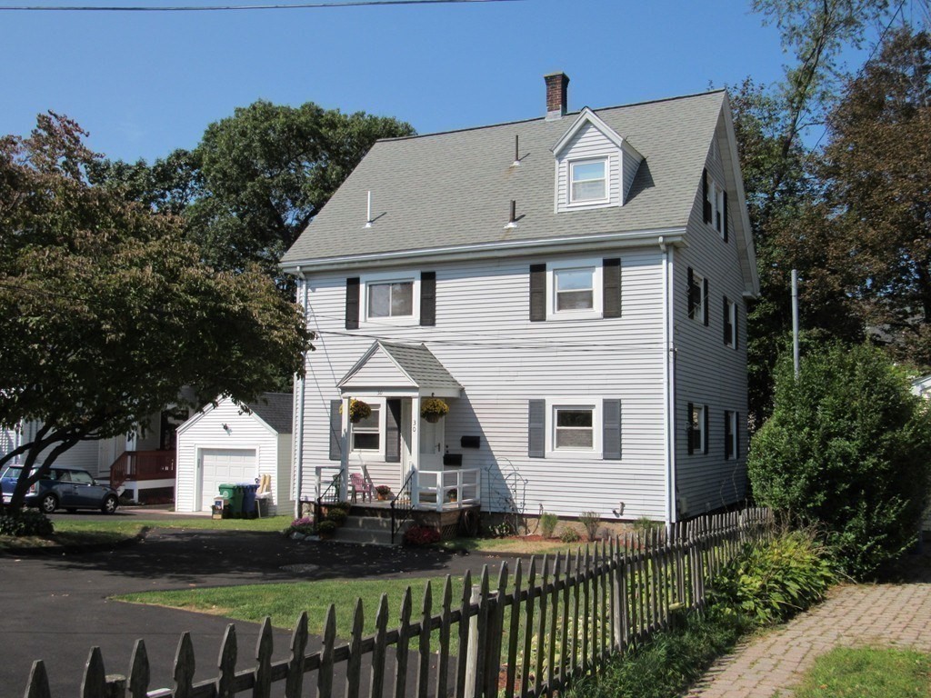 Click for 30 Beecher Street #1, Newton, MA slideshow