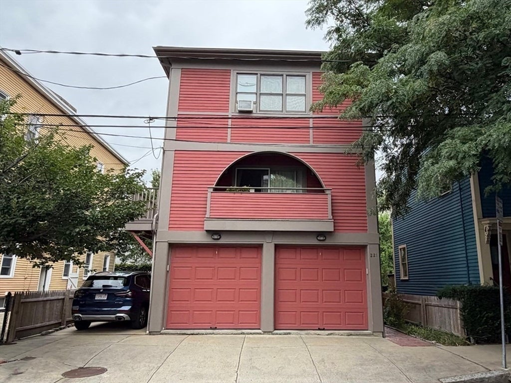 221 Charles Street #1, Cambridge, MA Photo #1