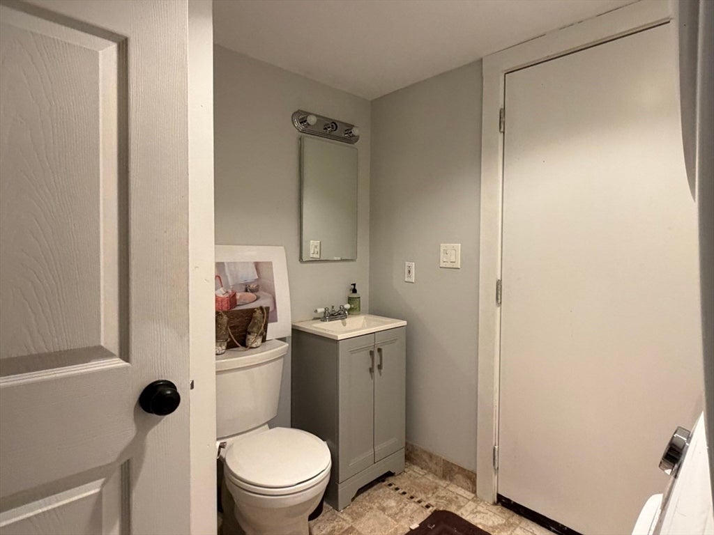 221 Charles Street #1, Cambridge, MA Photo #12