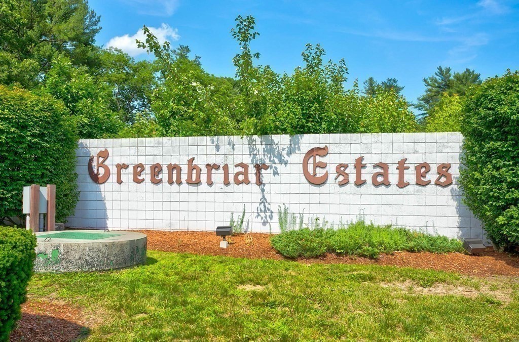 7 Greenbriar Dr 205