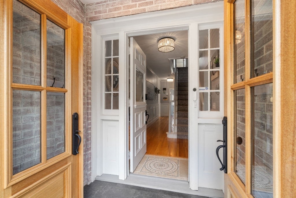 225 Walnut St