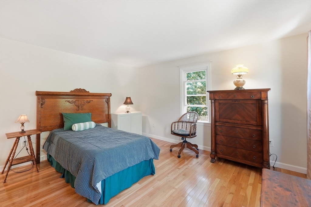 41 Lamplighter Dr, Shrewsbury, MA Photo #24