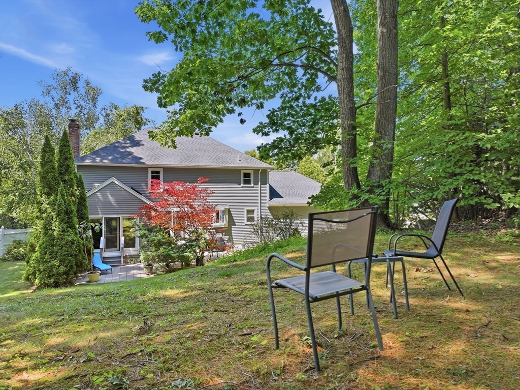41 Lamplighter Dr, Shrewsbury, MA Photo #31