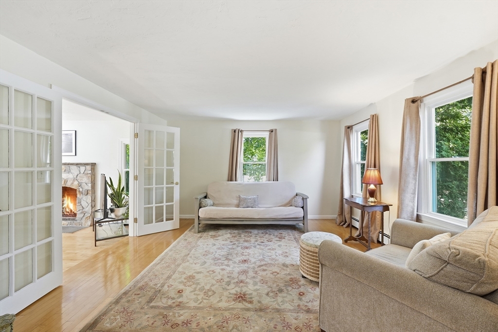 41 Lamplighter Dr, Shrewsbury, MA Photo #11