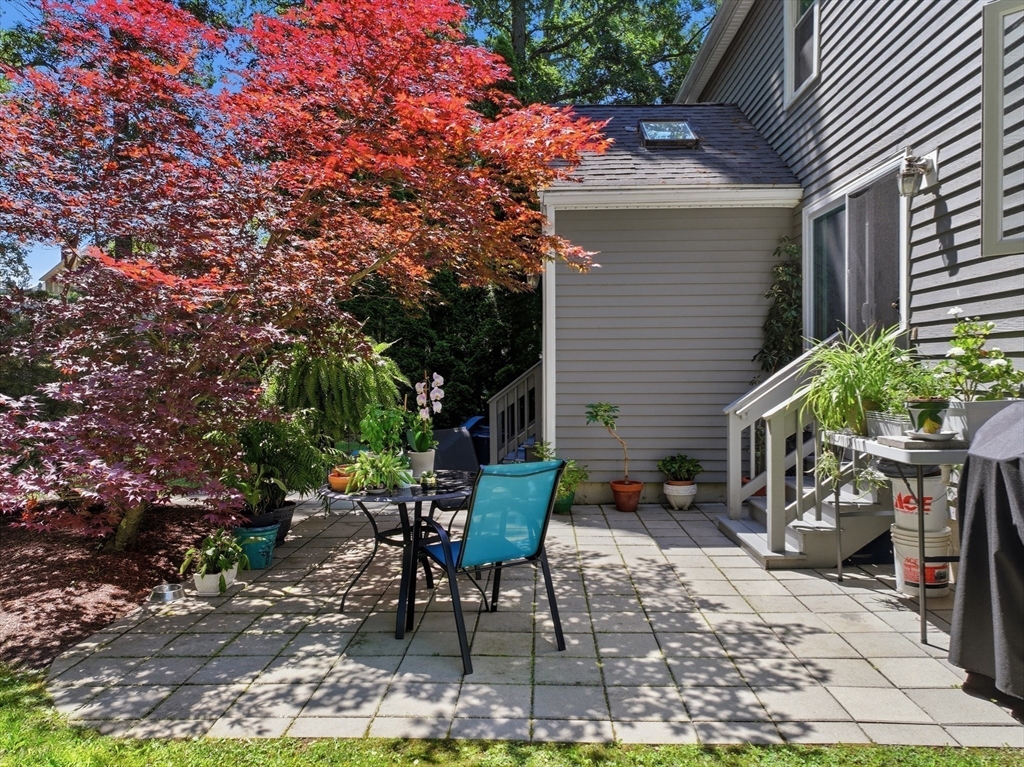 41 Lamplighter Dr, Shrewsbury, MA Photo #30