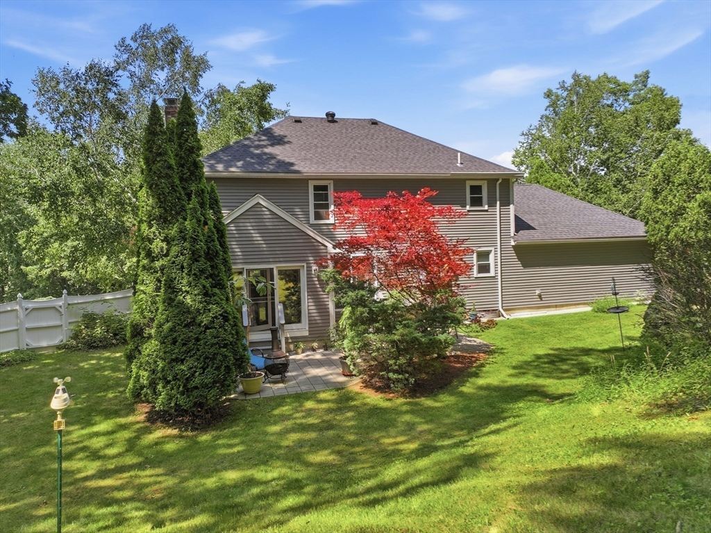 41 Lamplighter Dr, Shrewsbury, MA Photo #29