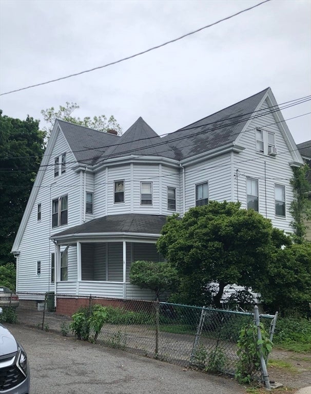 33 Melendy Ave