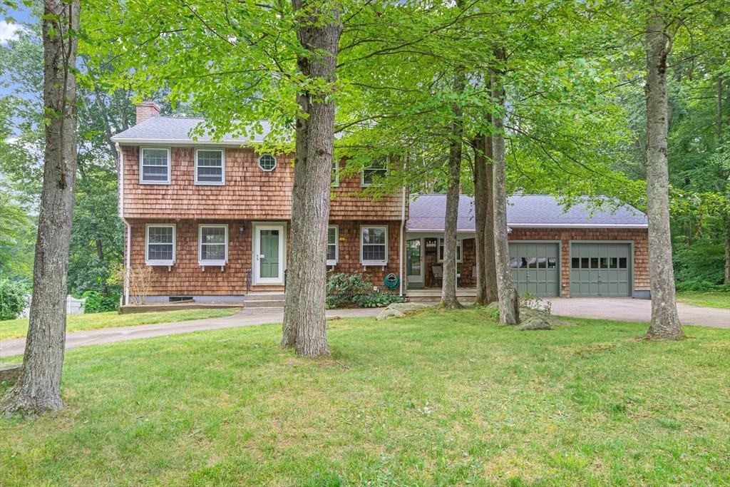 32 Eastview Rd