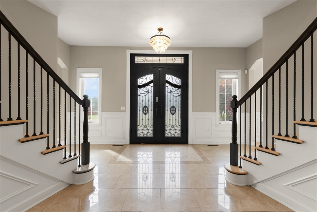 2 Bridle Path