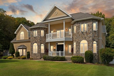 2 Bridle Path Lynnfield MA 01940