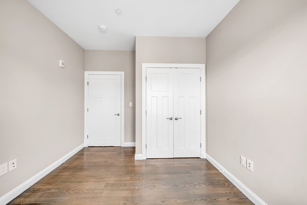 966 Hyde Park Ave 301
