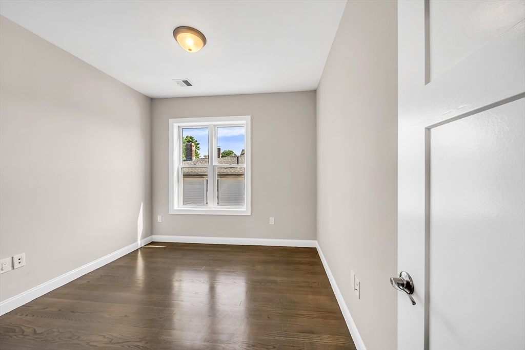 966 Hyde Park Ave 301