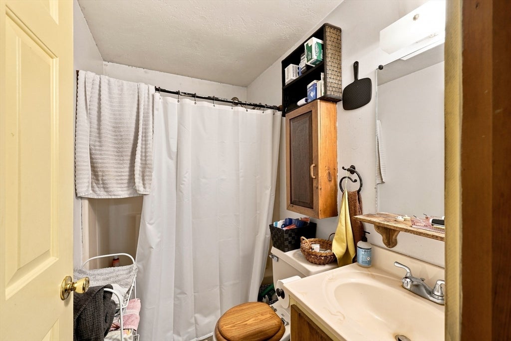25 North St, Erving, MA, 25 North St, Erving, MA Photo #13