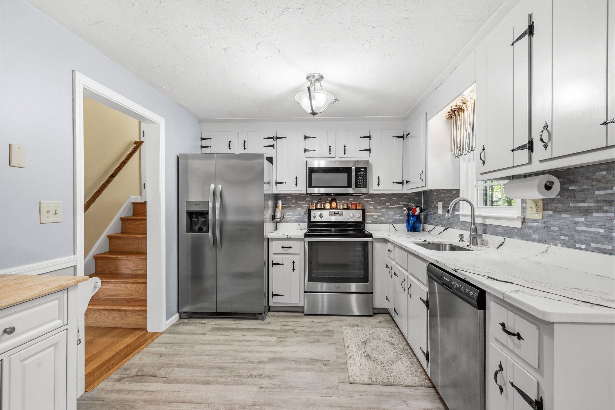 4 Charlotte Dr, Plymouth, MA, 4 Charlotte Dr, Plymouth, MA Photo #10