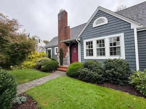5 Riverbank Rd Salem MA 01970