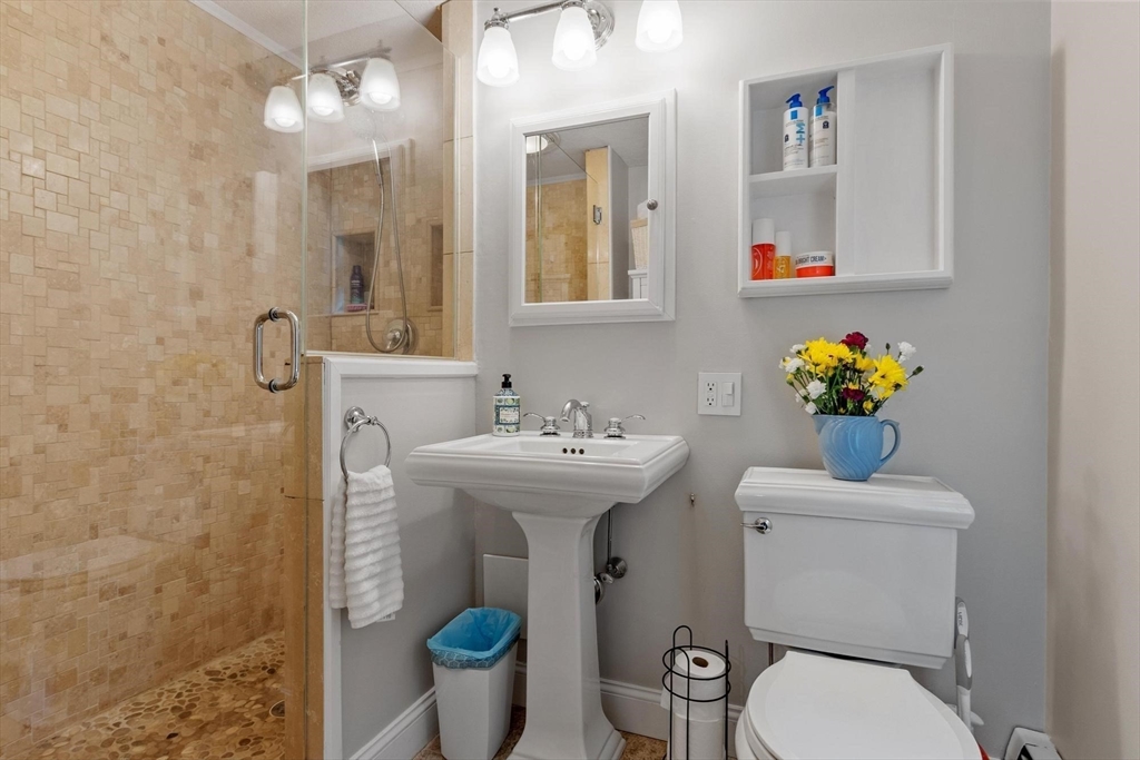 123 Houde St, Marlborough, MA Photo #21