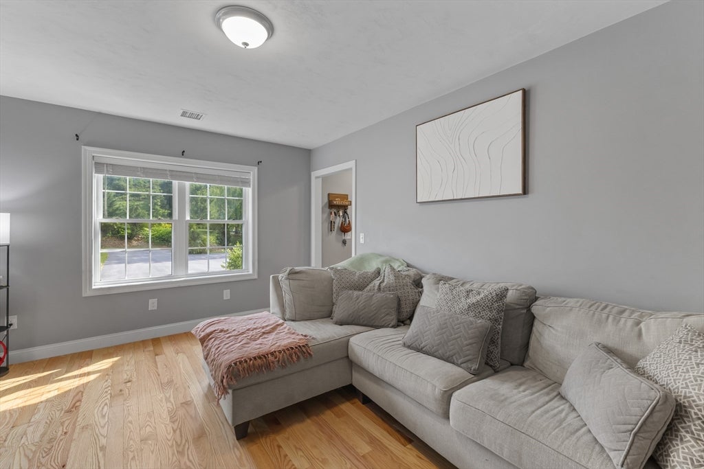 57 Martin St #B, Millbury, MA Photo #7