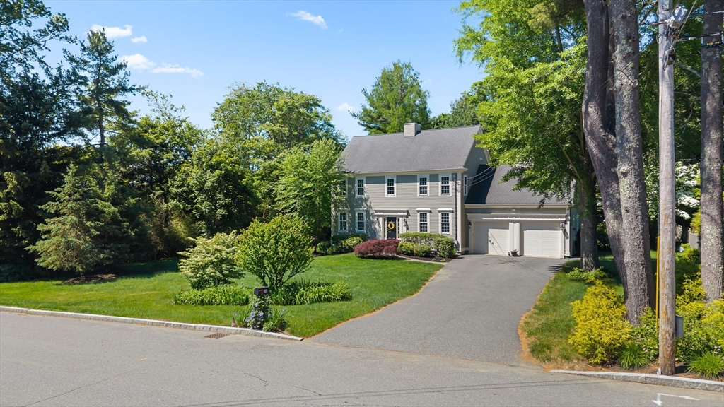 26 Hutchins St