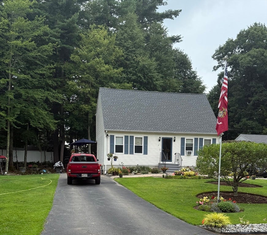 7 Pilgrim Ct.