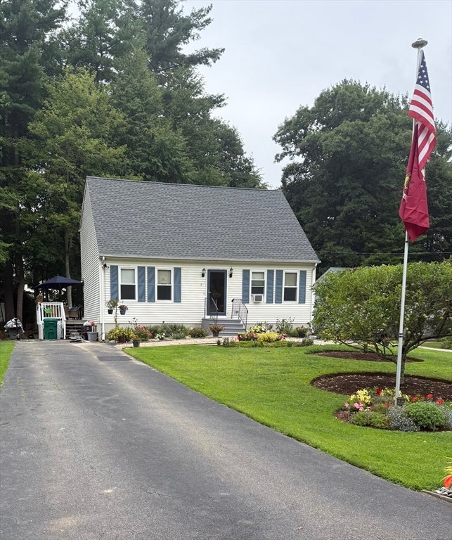 7 Pilgrim Ct.