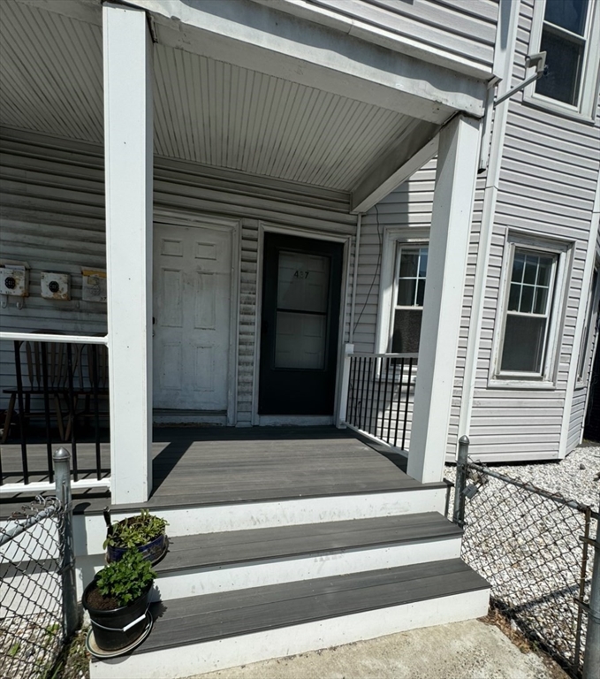 437 Ferry St 1