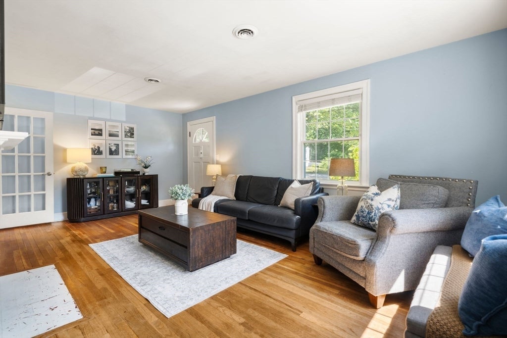 327 Plain Street, Marshfield, MA, 327 Plain Street, Marshfield, MA Photo #6