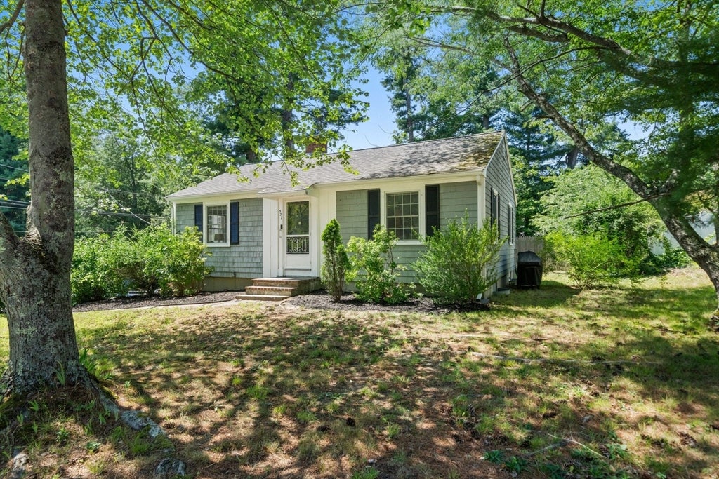 327 Plain Street