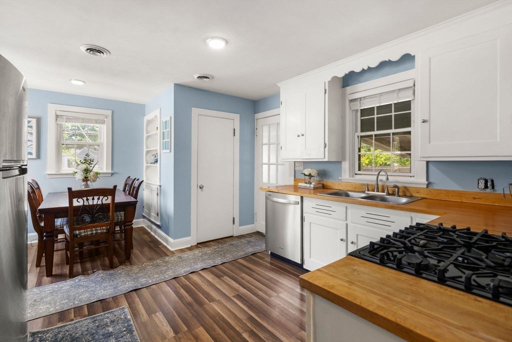 327 Plain Street, Marshfield, MA, 327 Plain Street, Marshfield, MA Photo #8