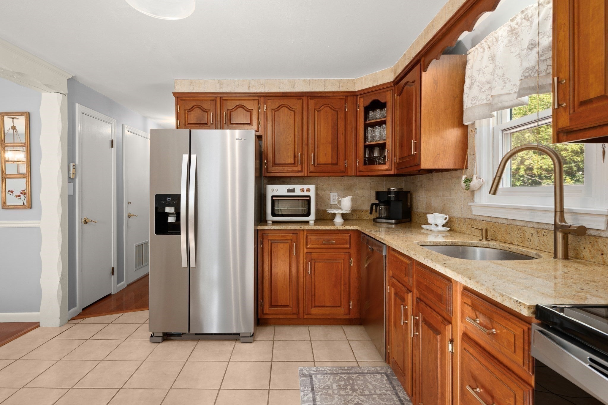 9 Parker Rd, Groveland, MA, 9 Parker Rd, Groveland, MA Photo #10
