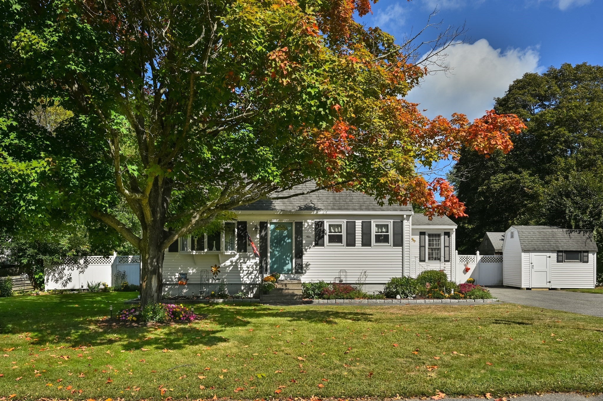 9 Parker Rd, Groveland, MA, 9 Parker Rd, Groveland, MA Photo #3