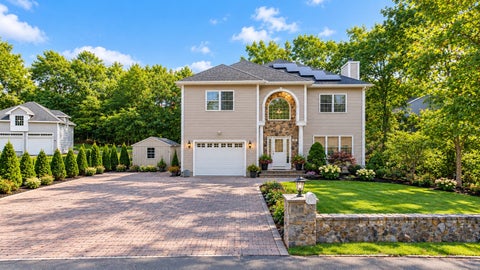Photo of 33 Woodland Ave, Saugus, MA 01906 (MLS # 73589071)