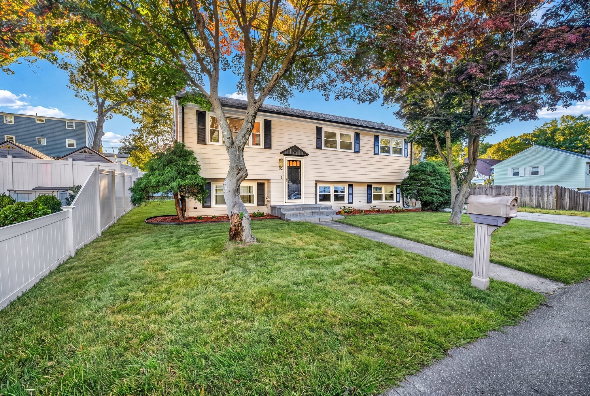 52 Hesper ST, Saugus, MA, 52 Hesper ST, Saugus, MA Photo #2