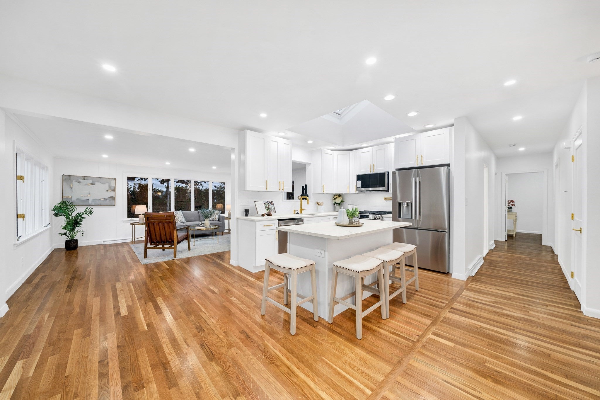 52 Hesper ST, Saugus, MA, 52 Hesper ST, Saugus, MA Photo #8