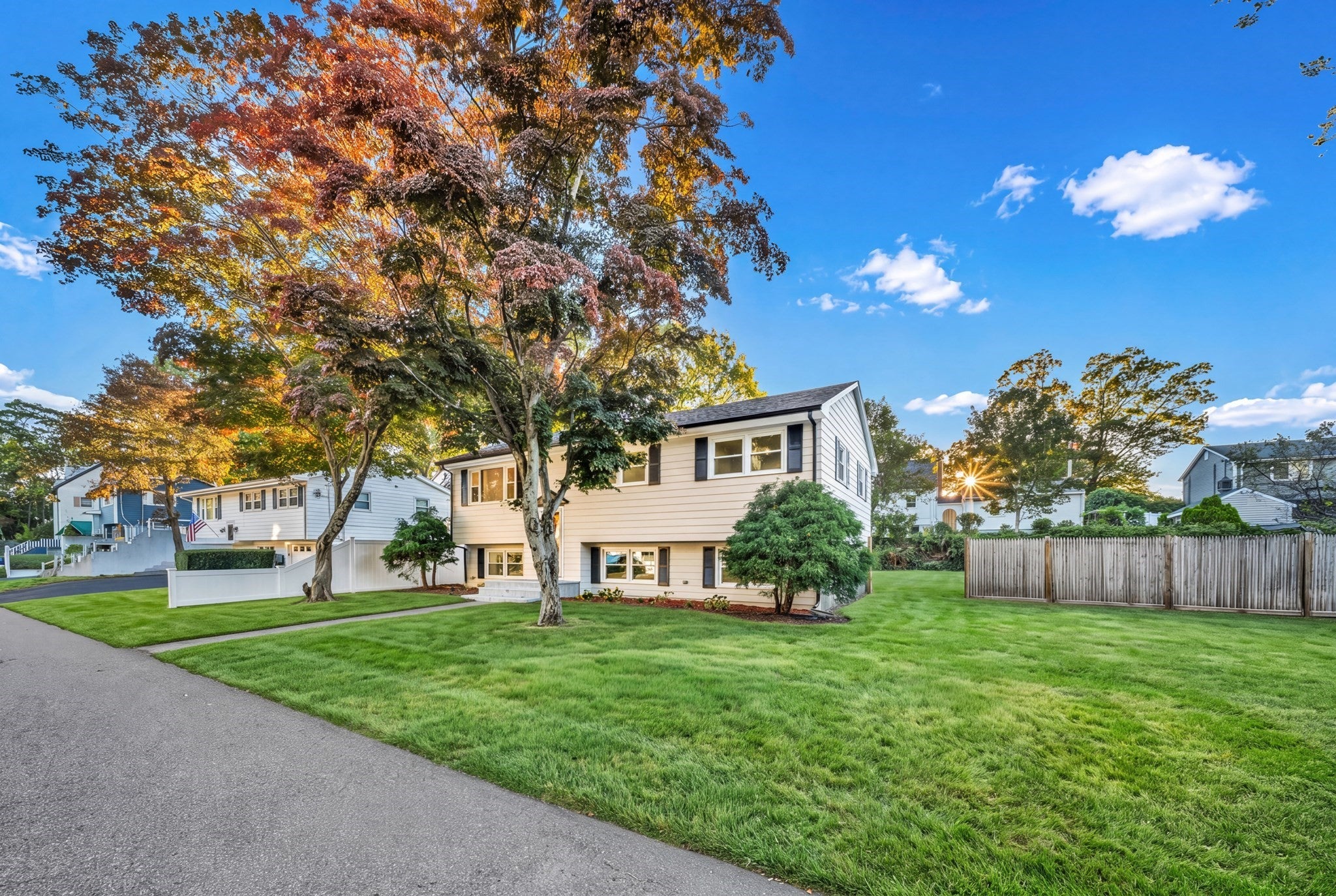 52 Hesper ST, Saugus, MA, 52 Hesper ST, Saugus, MA Photo #3