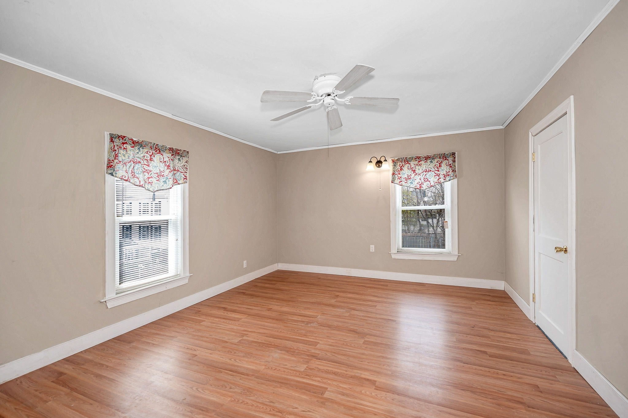 17 Coral St, Lowell, MA, 17 Coral St, Lowell, MA Photo #8