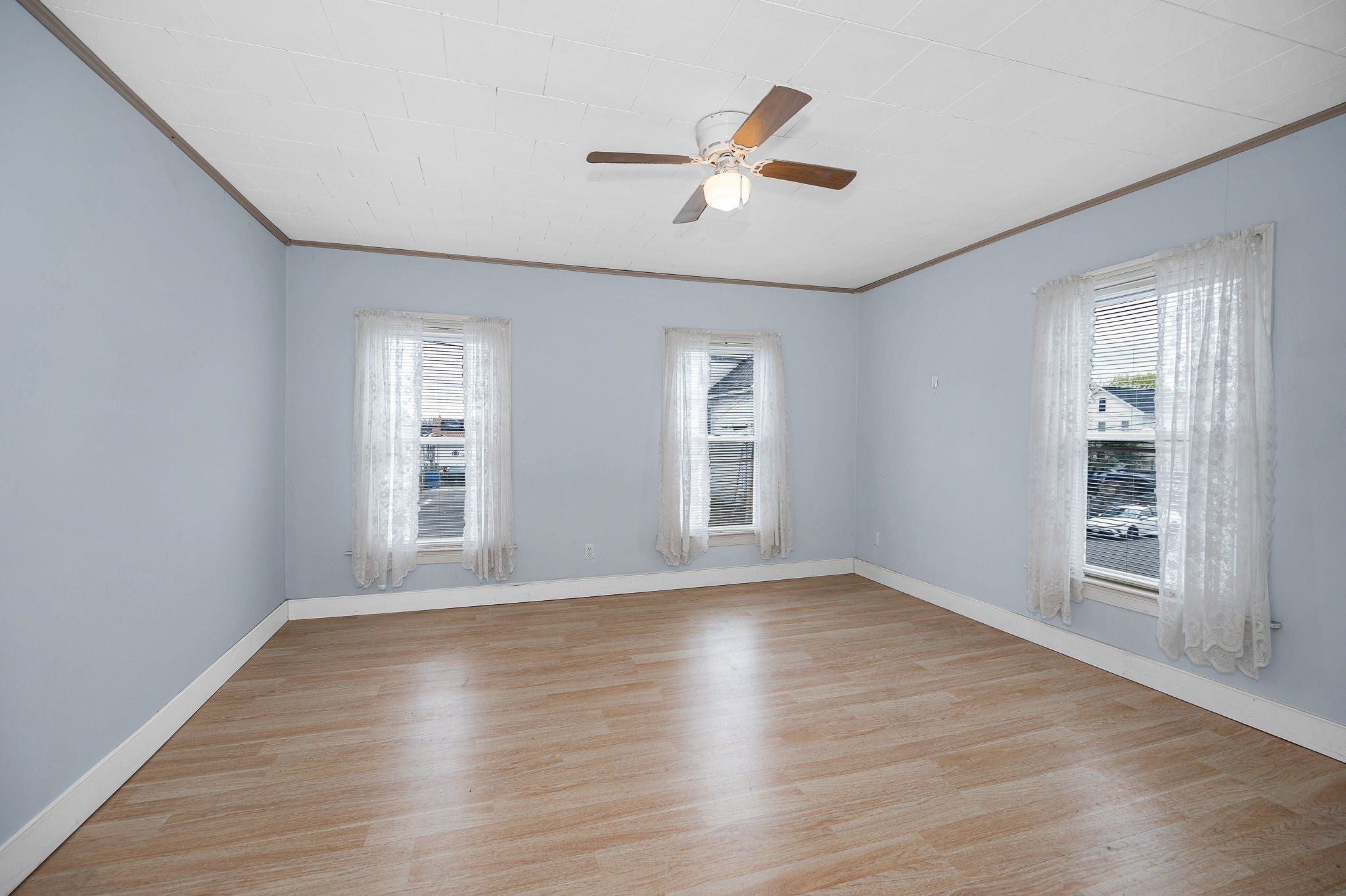 17 Coral St, Lowell, MA, 17 Coral St, Lowell, MA Photo #9