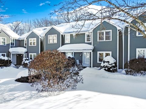 551 Hildreth St 10 Dracut MA 01826